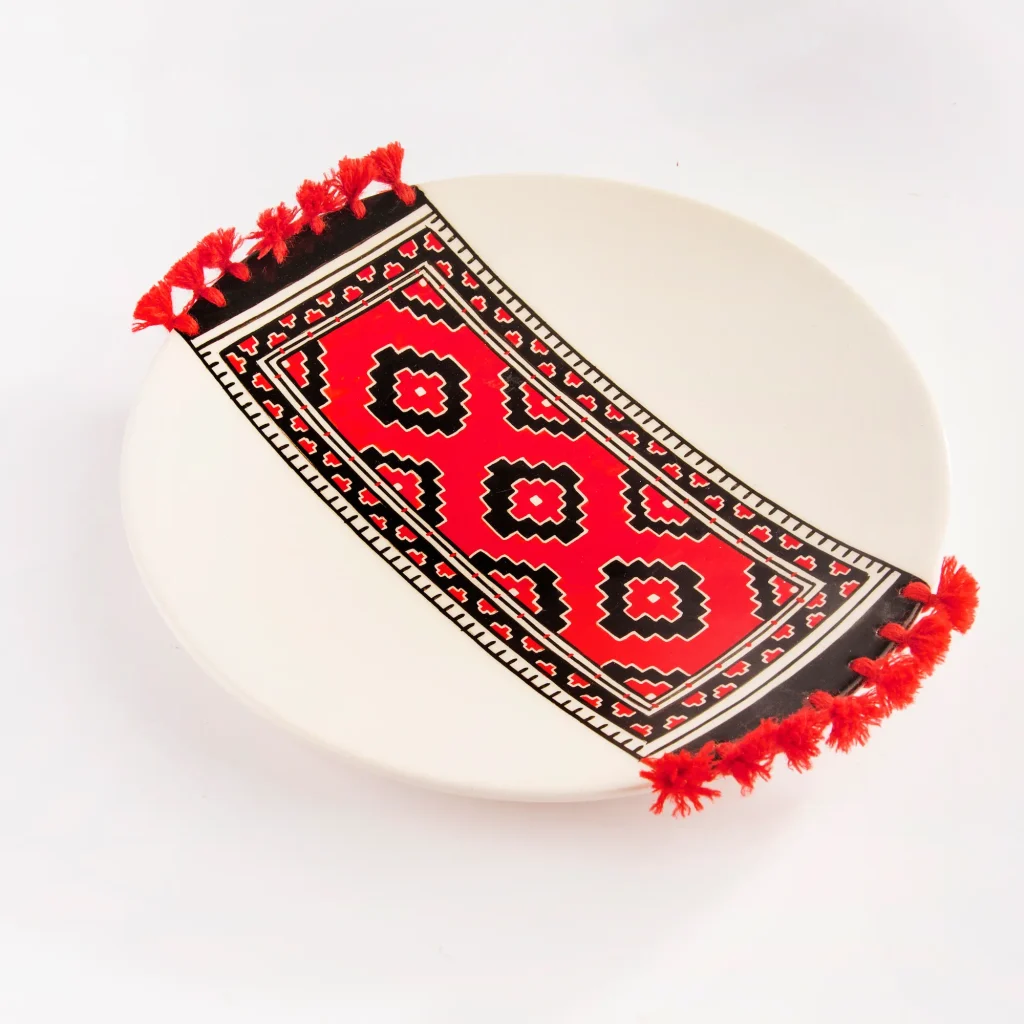 Kilim Design Ceramic Serving Set – Elegant Dishware