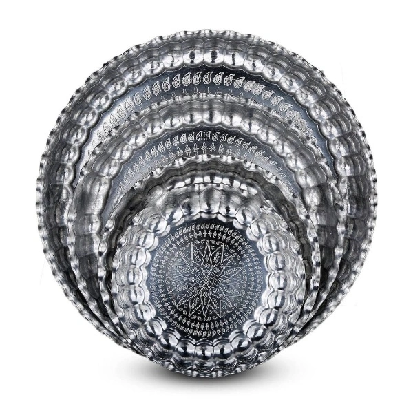 Hammered Aluminum Serving Tray – Vintage-Style Round Platter