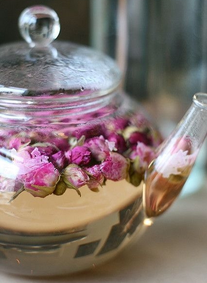 Freshly brewed Persian rose tea in glass cup