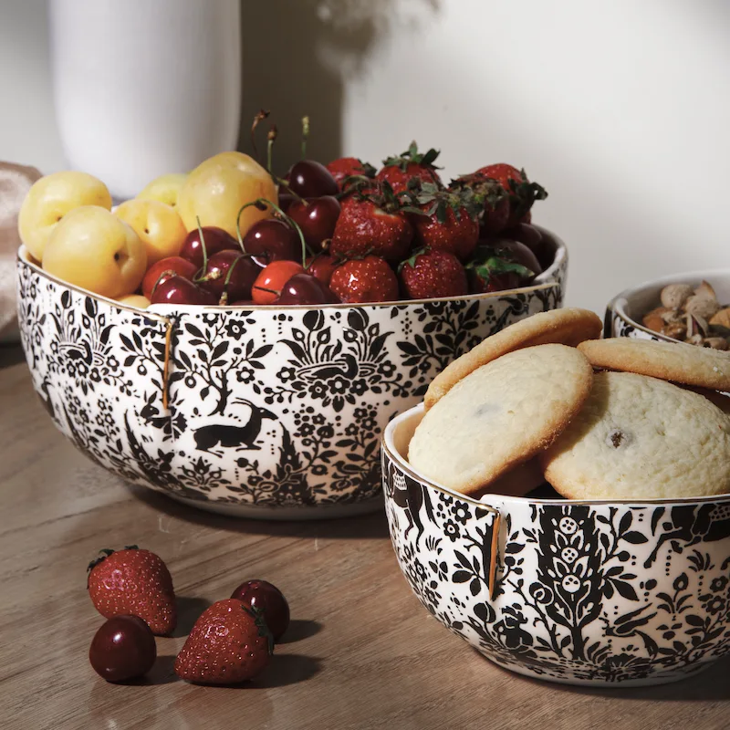 Persian Ceramic Bowl Set – Tulip Design with Shikargah Scene