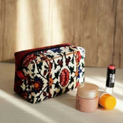 FLORAL TILE-CALLIGRAPHY MAKEUP BAG